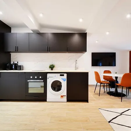 Appartement Welcoming -1bd-4p - 18th Arrd Parijs